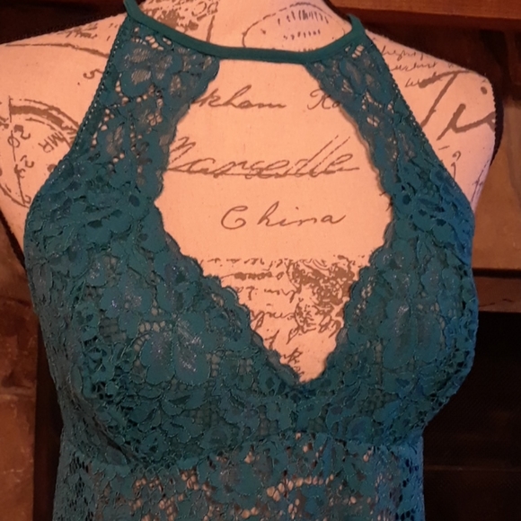 Soma stretch lace gown - Picture 3 of 8